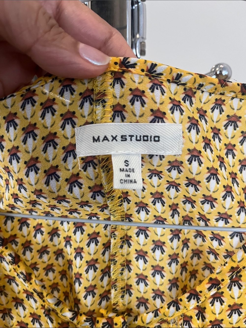 Yellow Floral Button-Front Ruffle Blouse - Picture 3 of 4